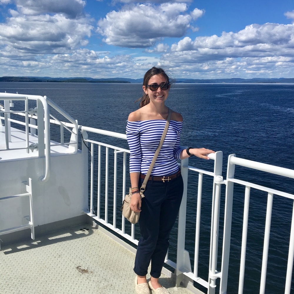 Meet your Posher, Jessica